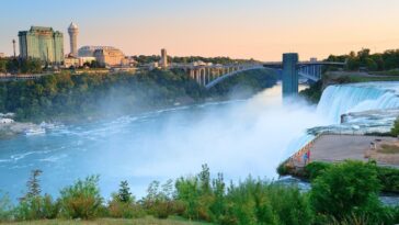 niagara falls sunrise